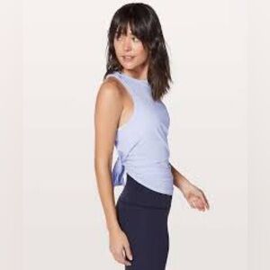 Lululemon All Tied Up Tank sz 8 - new condition serene blue / light mauve purple